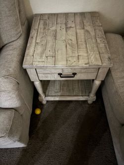 2 end tables living room