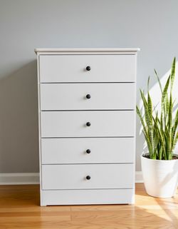 🌟BRAND NEW White 5-drawer chest