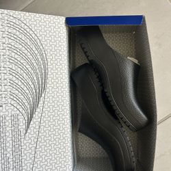 Super-Birki Polyurethane Black Size 5-5.5 (Fits more like a women’s 6)