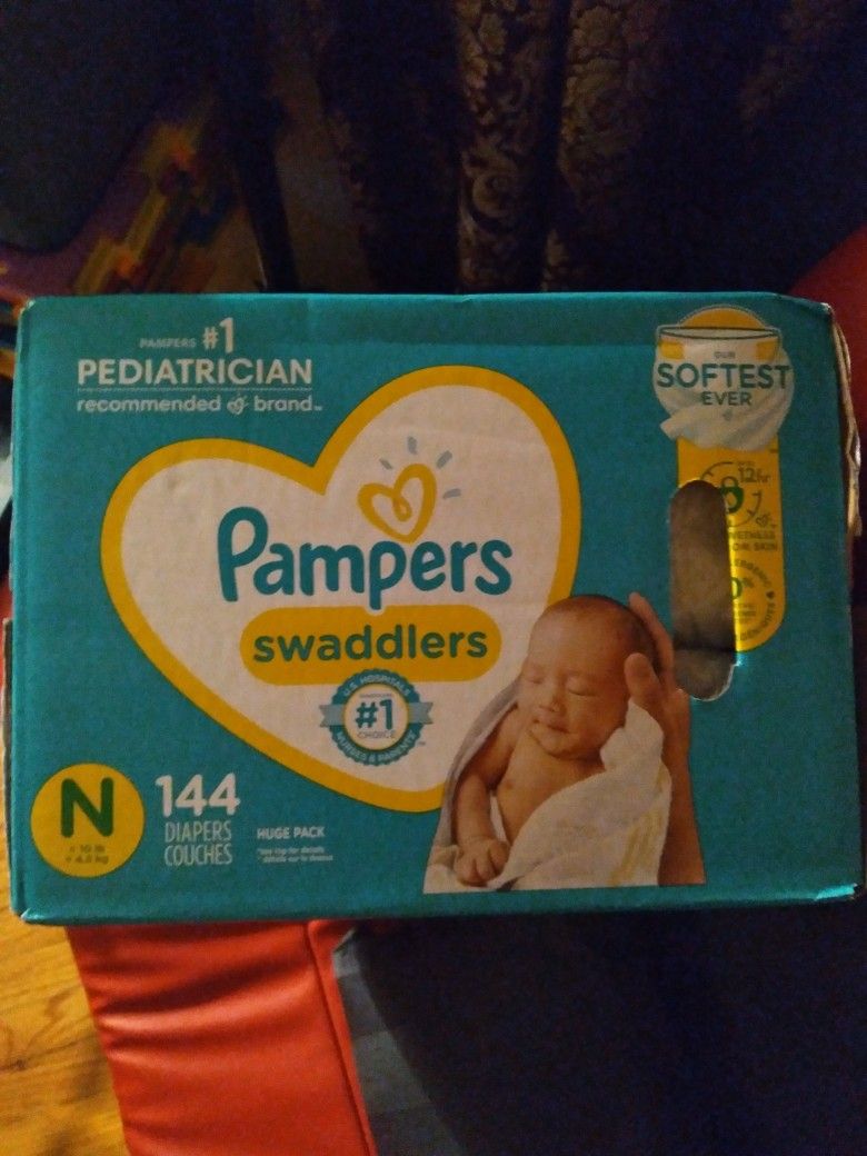 Pampers 