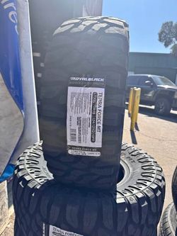 LT 305/70R16 Royal Black M/T 33” 16” new 4 tires 305-70-16 Mud Terrain llantas