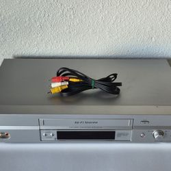 Sony SLV-N750 VHS VCR Player Recorder Hi-Fi Stereo With AV Cables