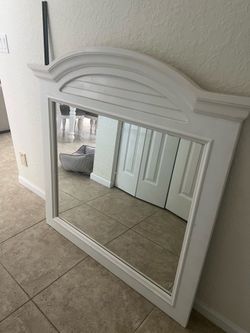 White decorative mirror