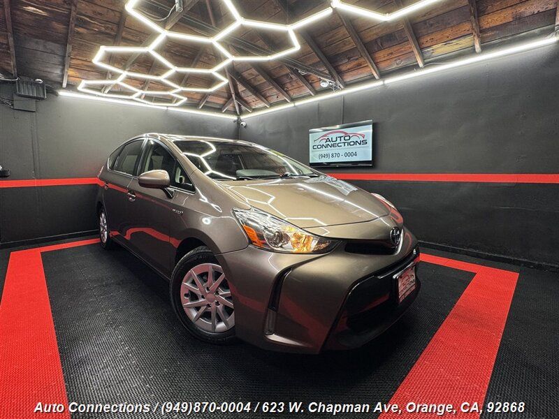 2016 Toyota Prius v Three
