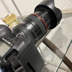 Canon EOS 5D Digital camera With EF 24-105 USM Lens