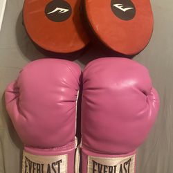 Everlast Boxing Gloves And Mitts