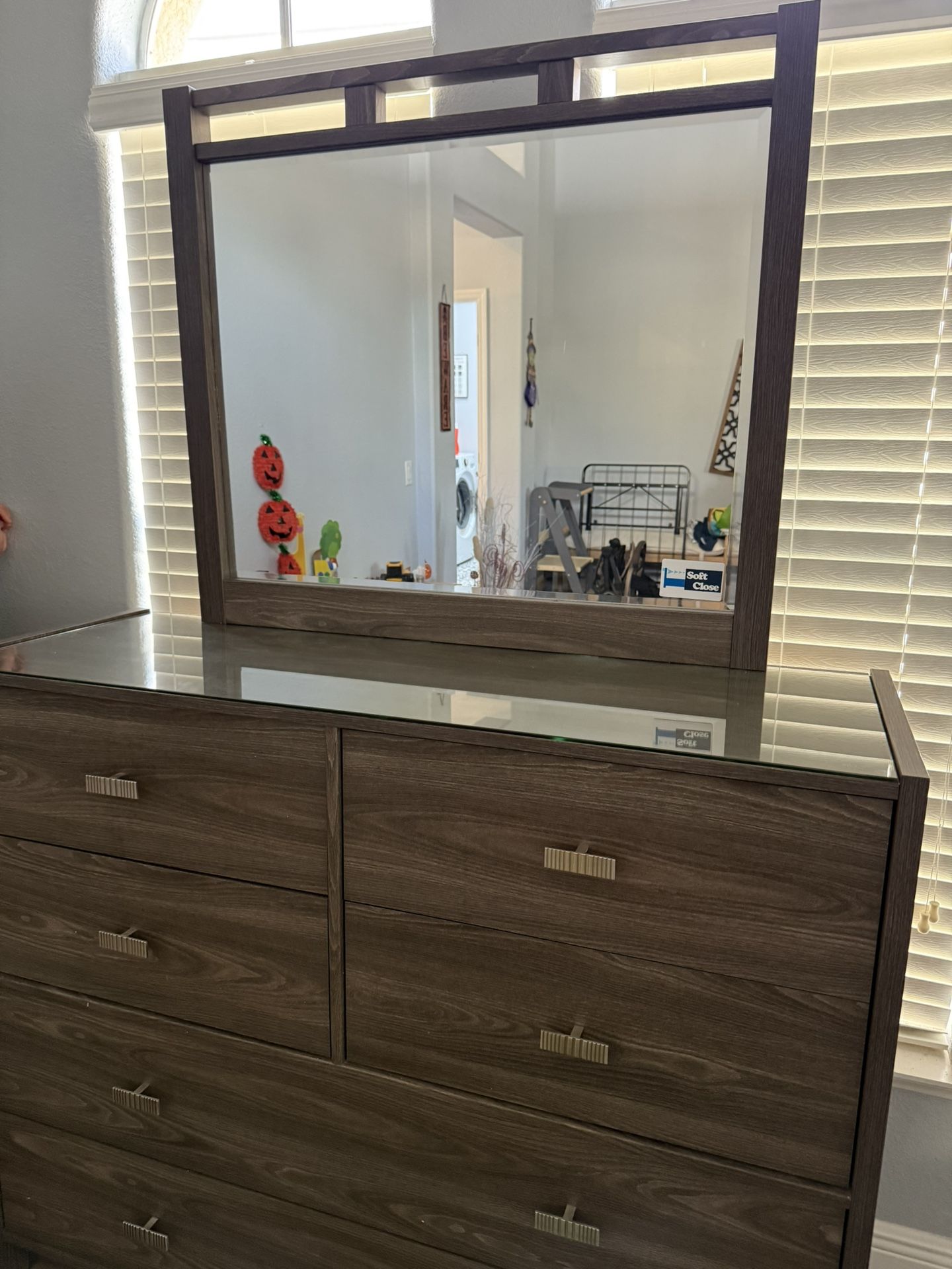 Dresser With Mirror And Nightstand
