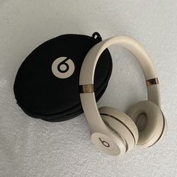 LIMITED EDITION!!! Beats by Dr. Dre Solo3 Wireless - BEIGE