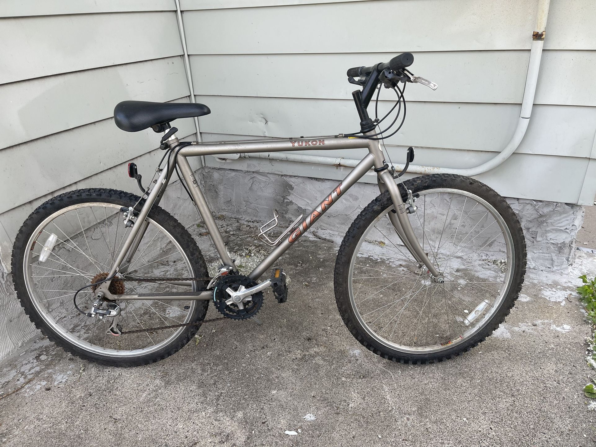 giant yukon for sale