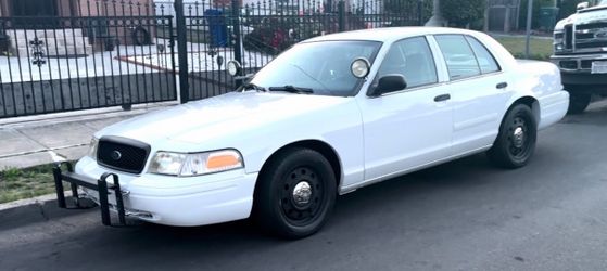 Ford Crown Victoria