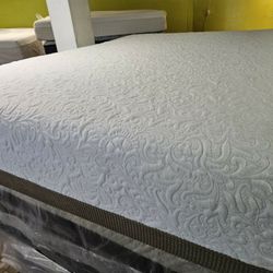Mattress And Box Spring Queen Size 