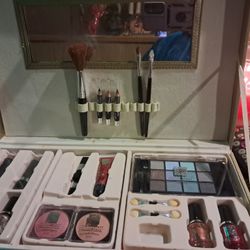 New Full Makeup Case!