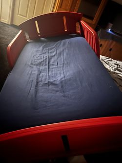 Toddler Bed With Mattress