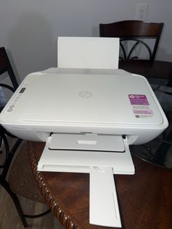 HP DeskJet 2852e Wireless Printer / Scanner / Copier