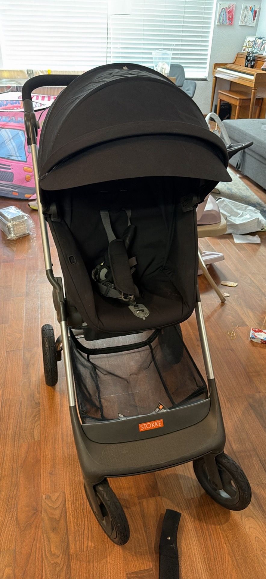 Stokke Scoot V2 Stroller with Carry Cot / Bassinet