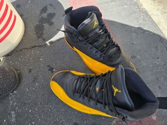 Jordans 12 Retro Black And Gold Size 11