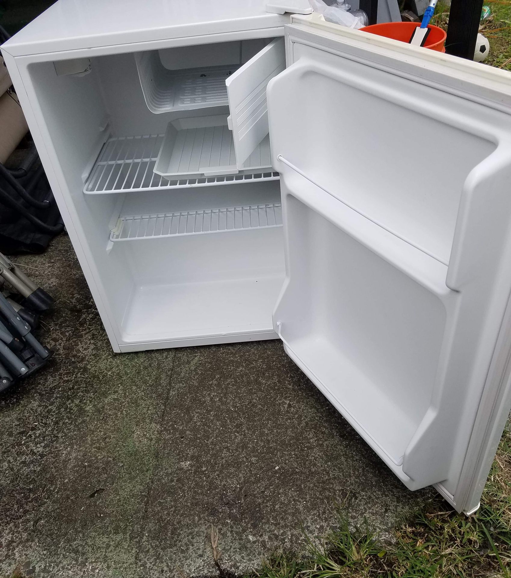Mini Haeir refrigerator