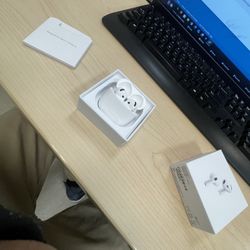 Airpod 4s