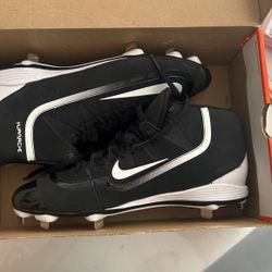 Nike Cleats Size 11