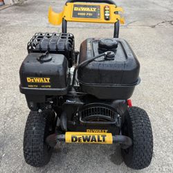 Dewalt 4400 Psi Pressure Washer