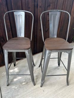 Pair of 28” High Steel Frame Bar Stools in Gray and Wood Grain Seat