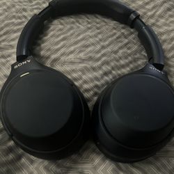 Sony Noise Canceling Headphones(WH1000xm4)