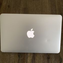 MacBook Air 11 Inch 