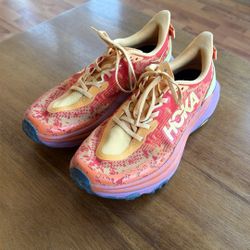 Hoka Speedgoat 6 