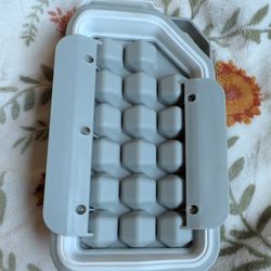DIY Ice 2 in 1 Portable Ice Kettle 17 Cubes