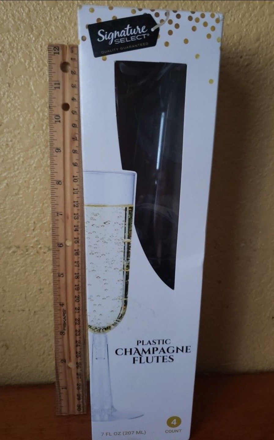tall signature select plastic champagne flutes 4 count, 5 packs available
 
