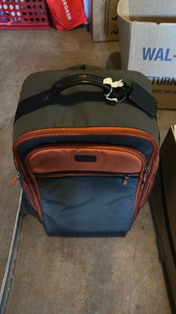 TUMI/.   backpack