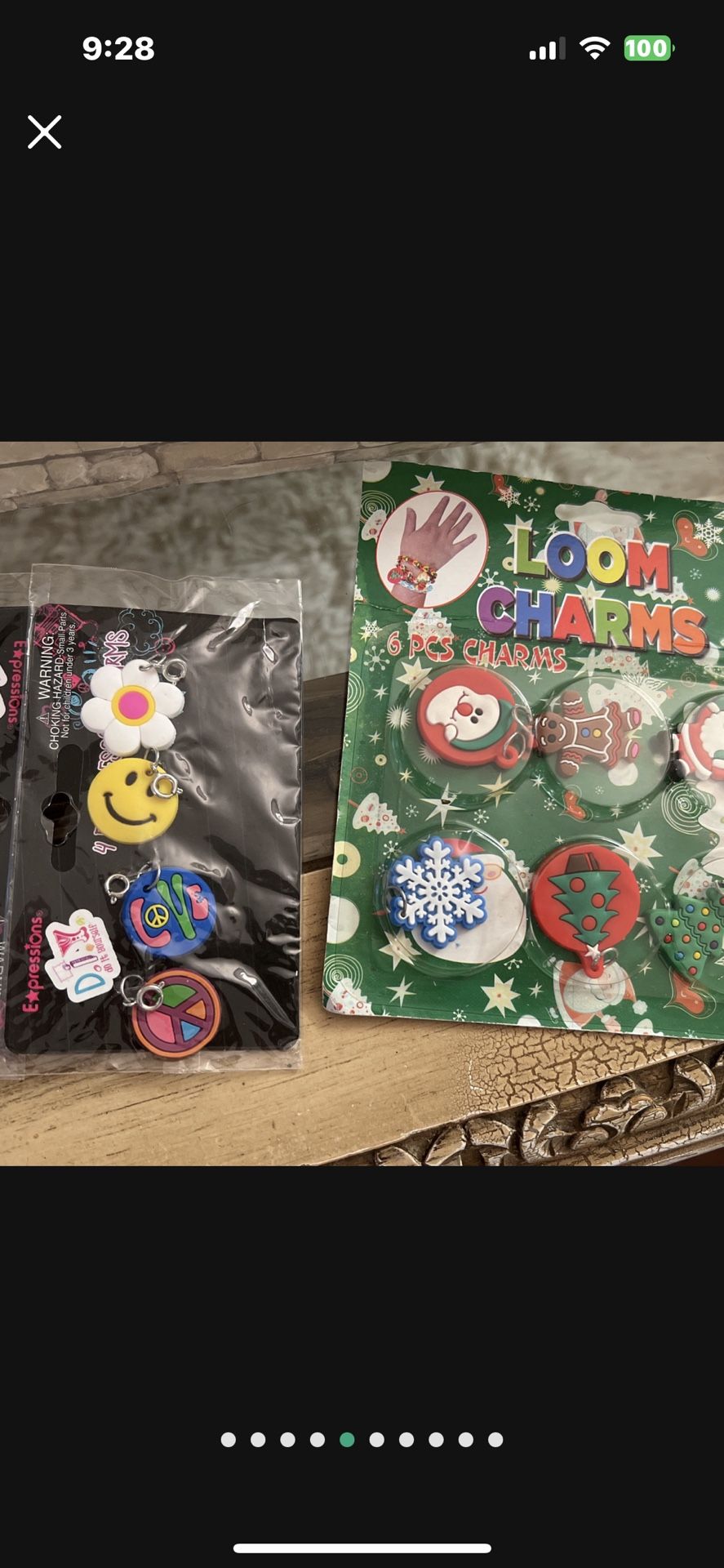Rainbow Loom With Christmas Charms!