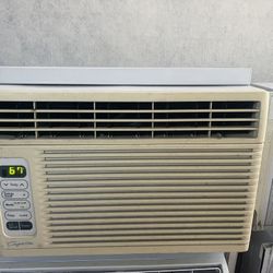 8.000 BTU Comfortcine air conditioner 