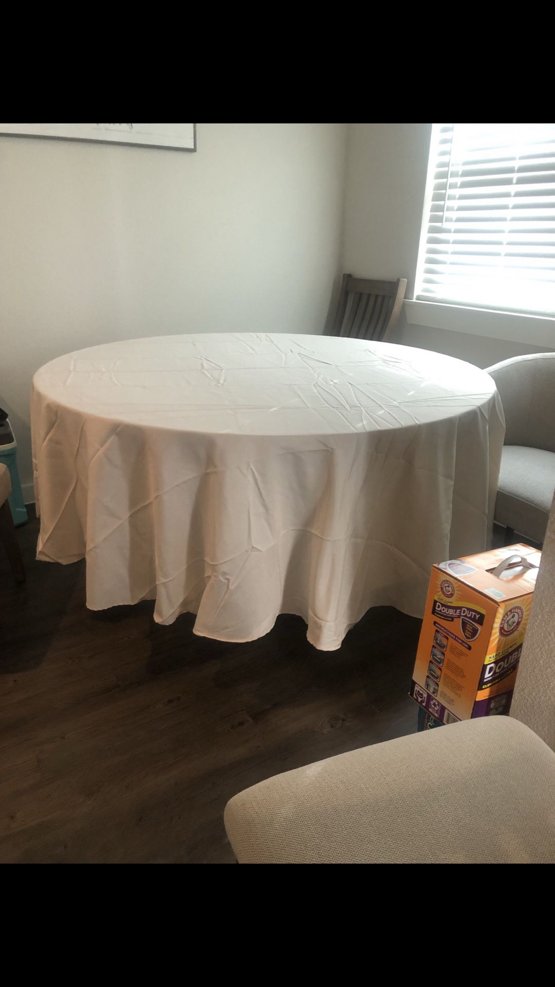 (12) 108’ Round Champagne Table Cloths 
