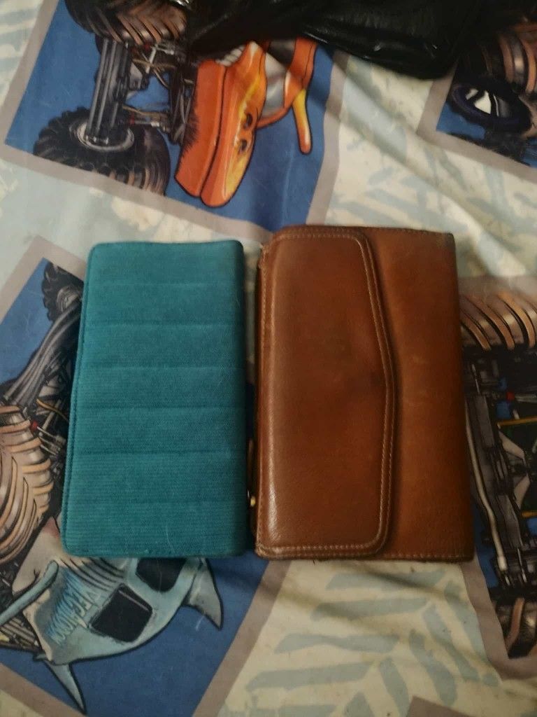 Se Venden Carteras Y Protector De Celular