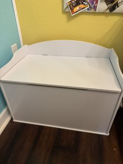 White Kid’s Toy Chest