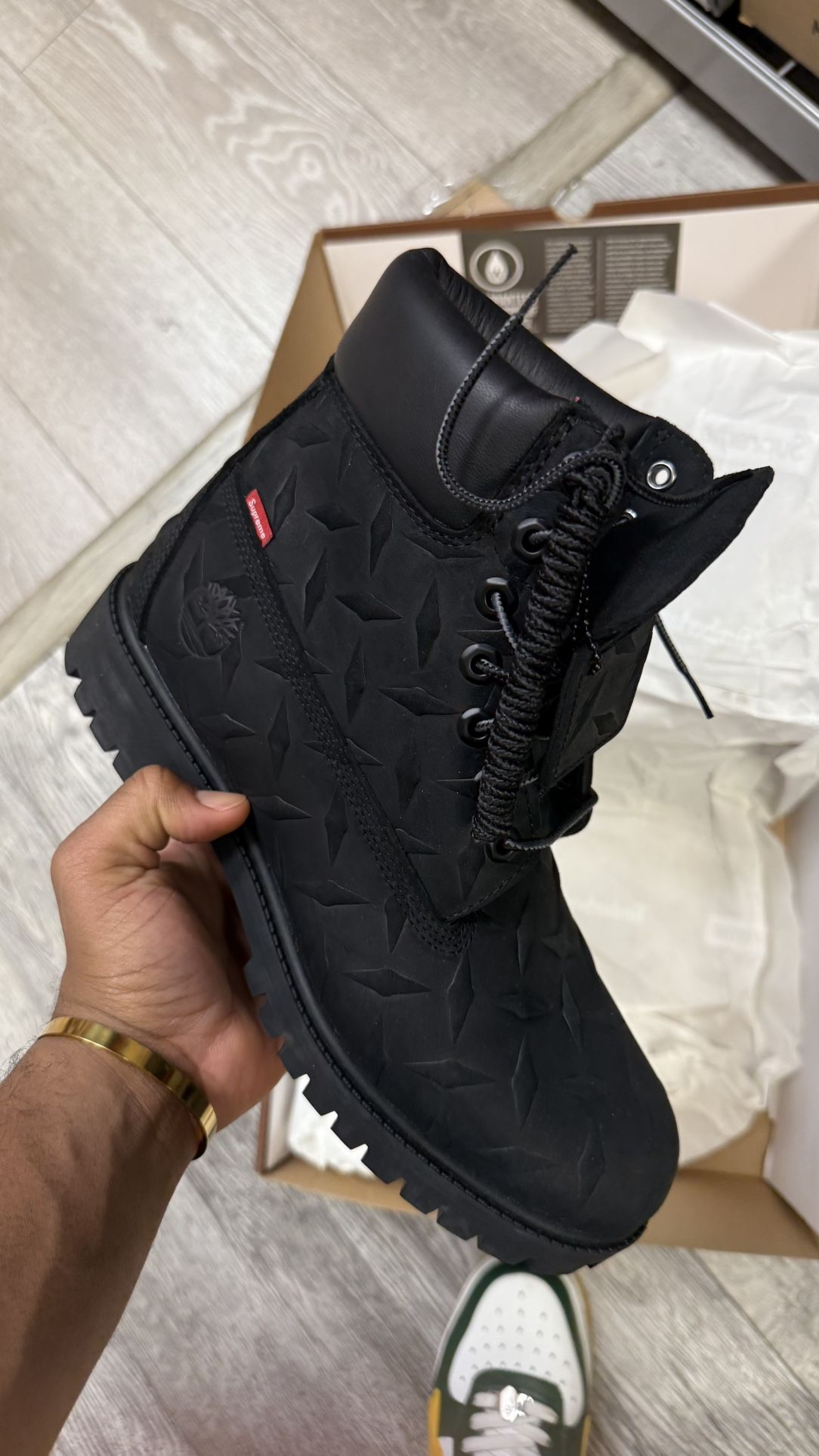 SUPREME TIMBERLAND BOOTS Size 8