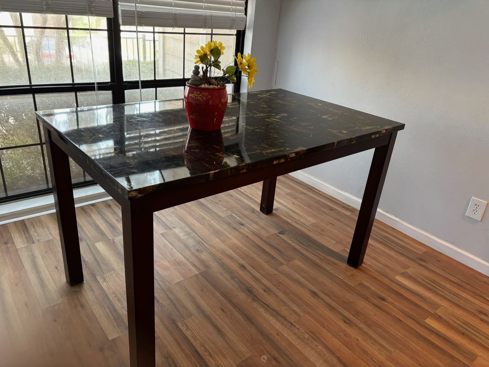 Dining Room Table No Chairs
