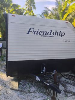 2017 Gulf Stream Friendship  Rv
