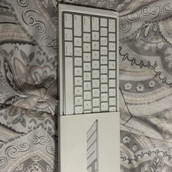 Apple Magic Keyboard New