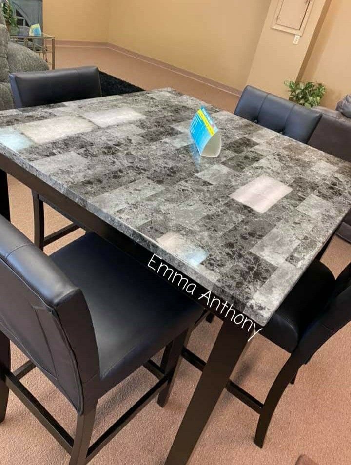BRAND NEW // Maysville Faux Marble Tabletop Counter Height Dining Table and Bar Stools Set // Financing & Delivery Available 
