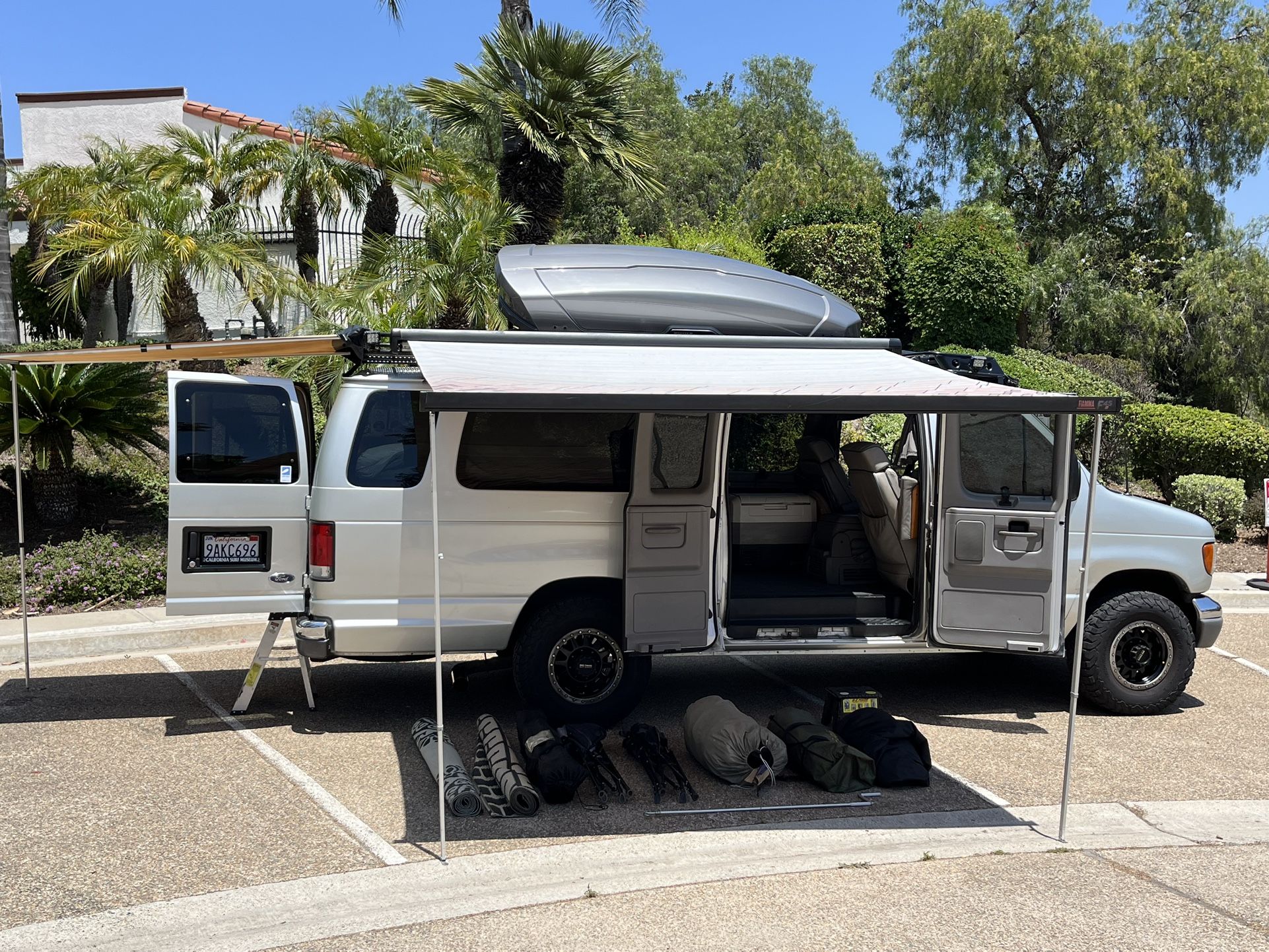 2002 Ford Econoline 350 Custom