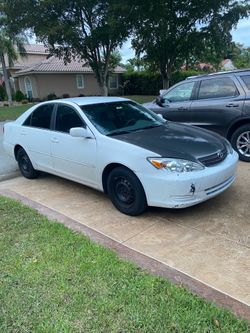2004 Toyota Camry