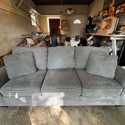 Sofa w/ Queen Sleeper Pull-out