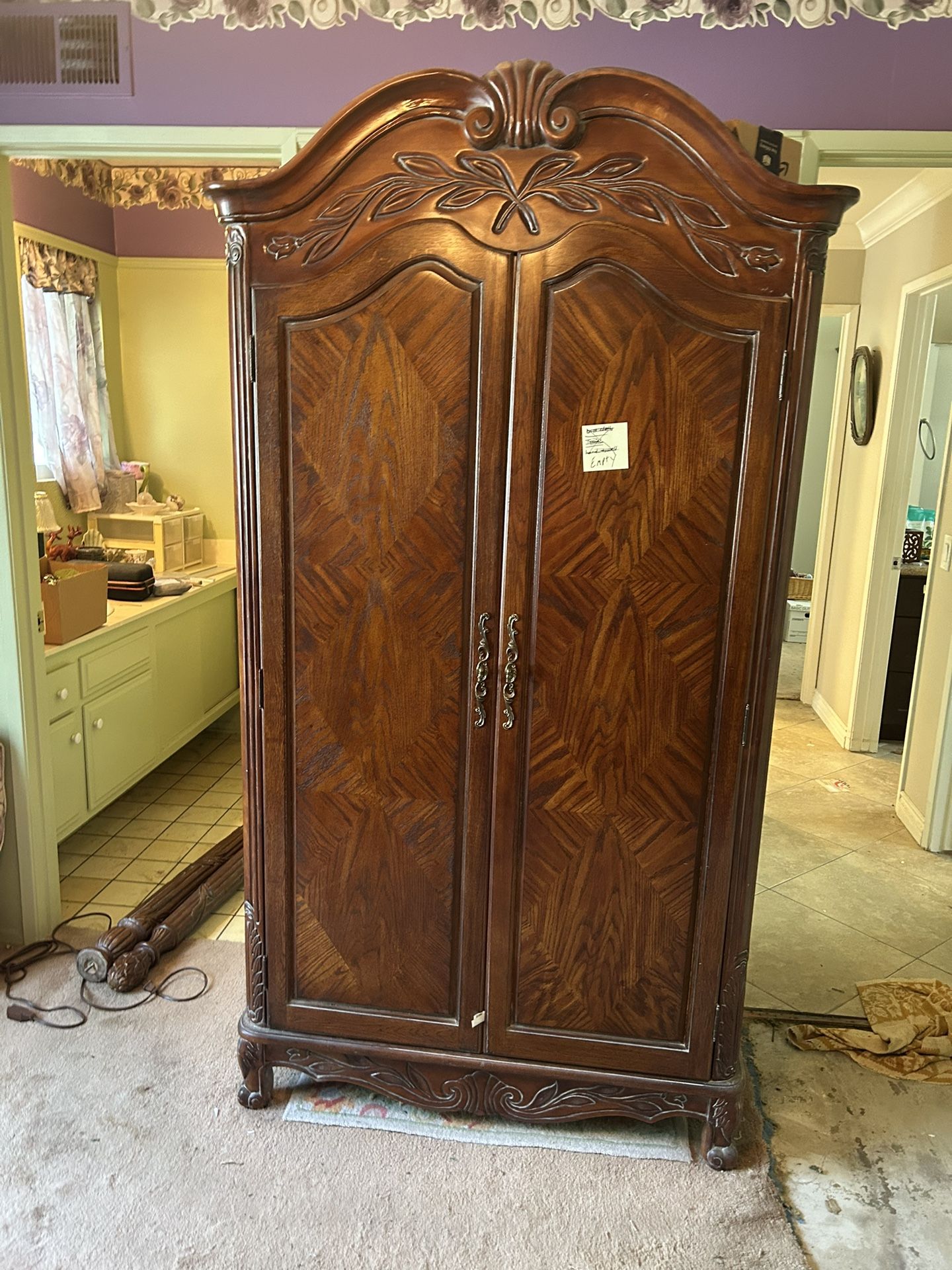 Armoire