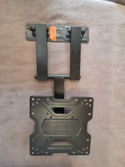 Full Motion TV Wall Mount