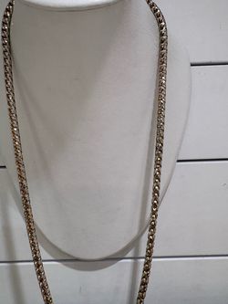 10K Two-Tone || 68.7 grams || 23”