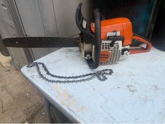STIHL Chainsaw – Needs $10 Ignition Coil – $150 firm(Runs Once Fixed)