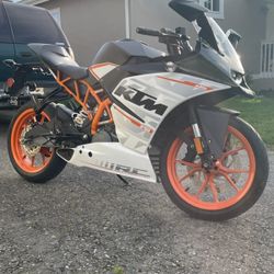 2015 KTM Rc390