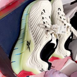 Reebok Unisex-Adult Zig Kinetica Cross Trainer 9.5